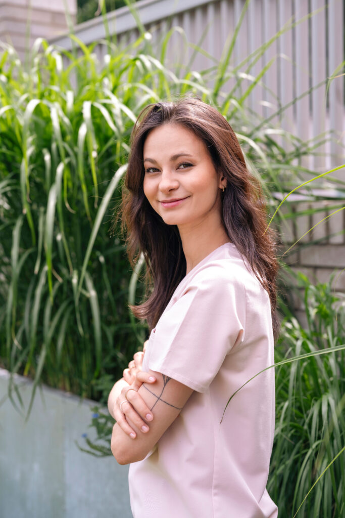 Karolína Čermáková, DiS., dentální hygienistka - CLINIQ Dejvice a Dlouhá