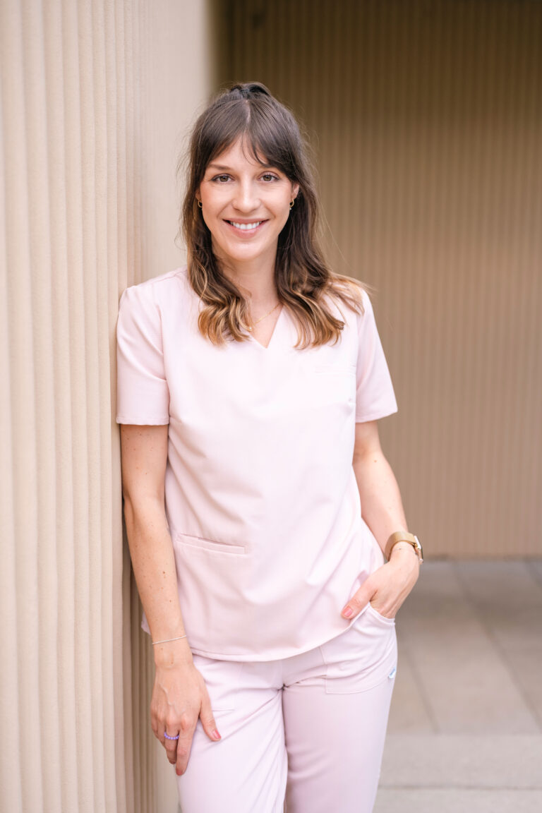Bc. Pavla Holubová, dentální hygienistka - CLINIQ Dejvice
